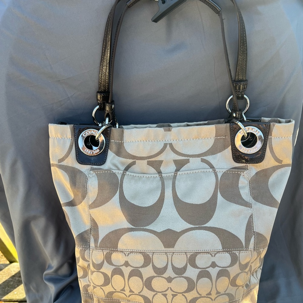 Beige Coach Tote - Picture 2 of 12